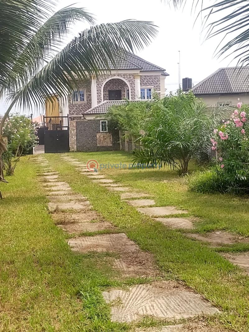 10 bedroom Detached Duplex For Sale Alogba Estate Ibeshe Ikorodu Lagos - 0