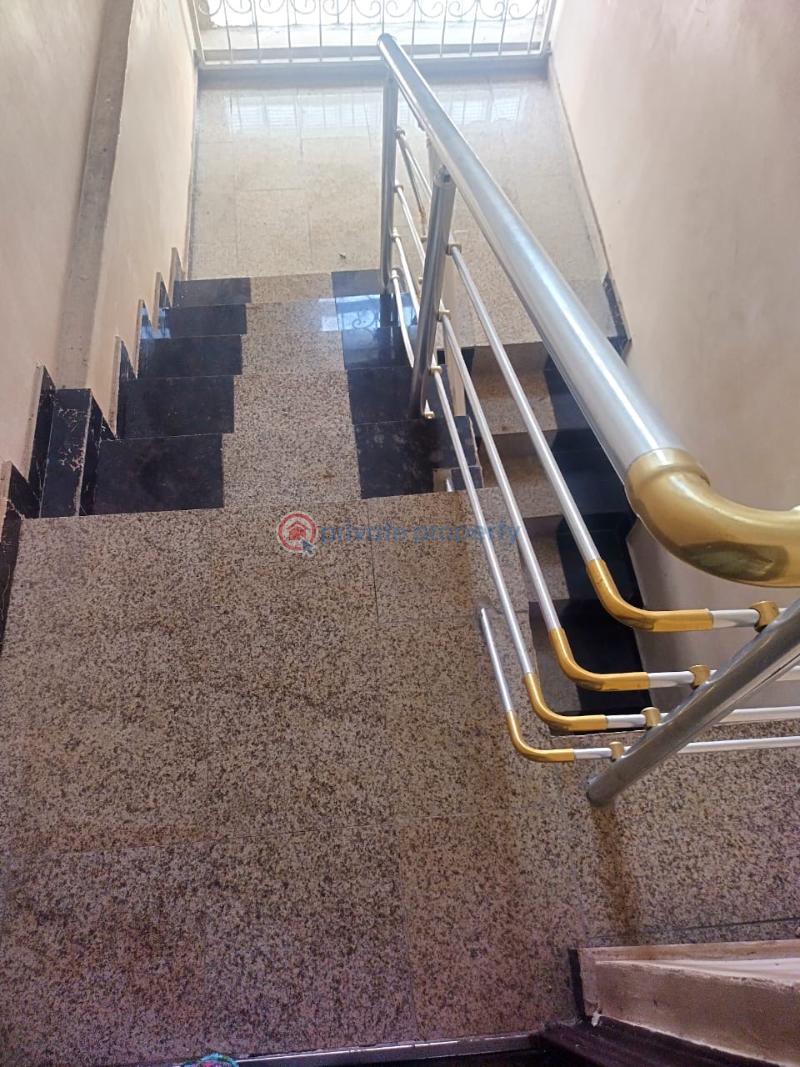 10 bedroom Detached Duplex For Sale Alogba Estate Ibeshe Ikorodu Lagos - 9