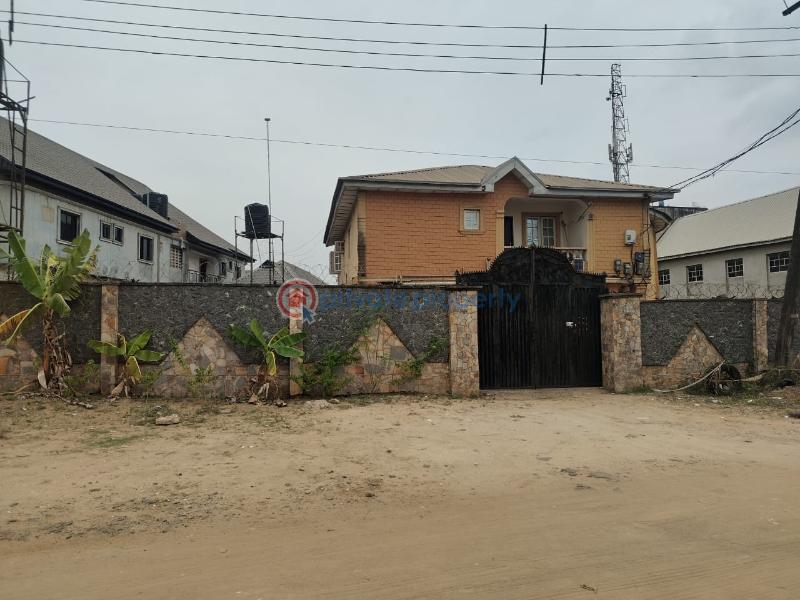 10 bedroom Detached Duplex For Sale Alogba Estate Ibeshe Ikorodu Lagos - 25