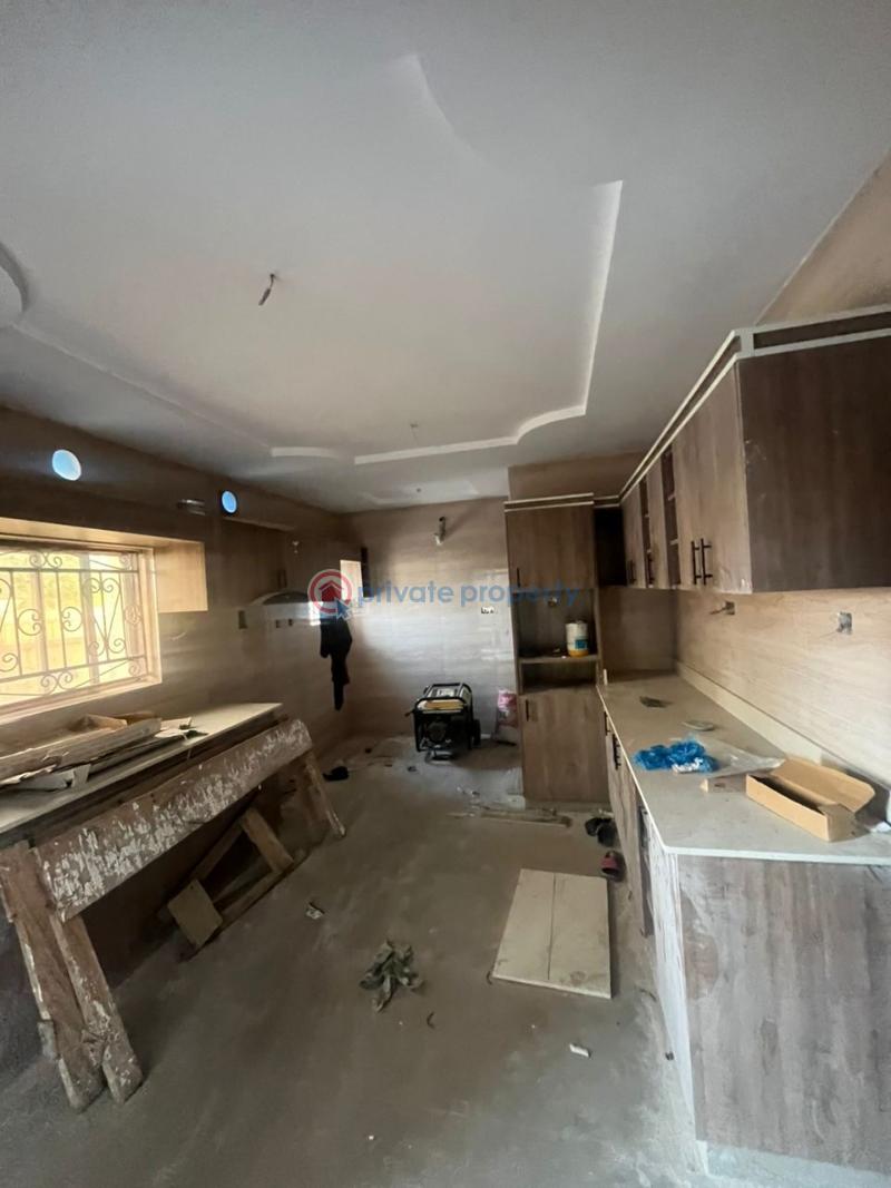 5 bedroom House For Sale Gaduwa Abuja Phase 2  - 2