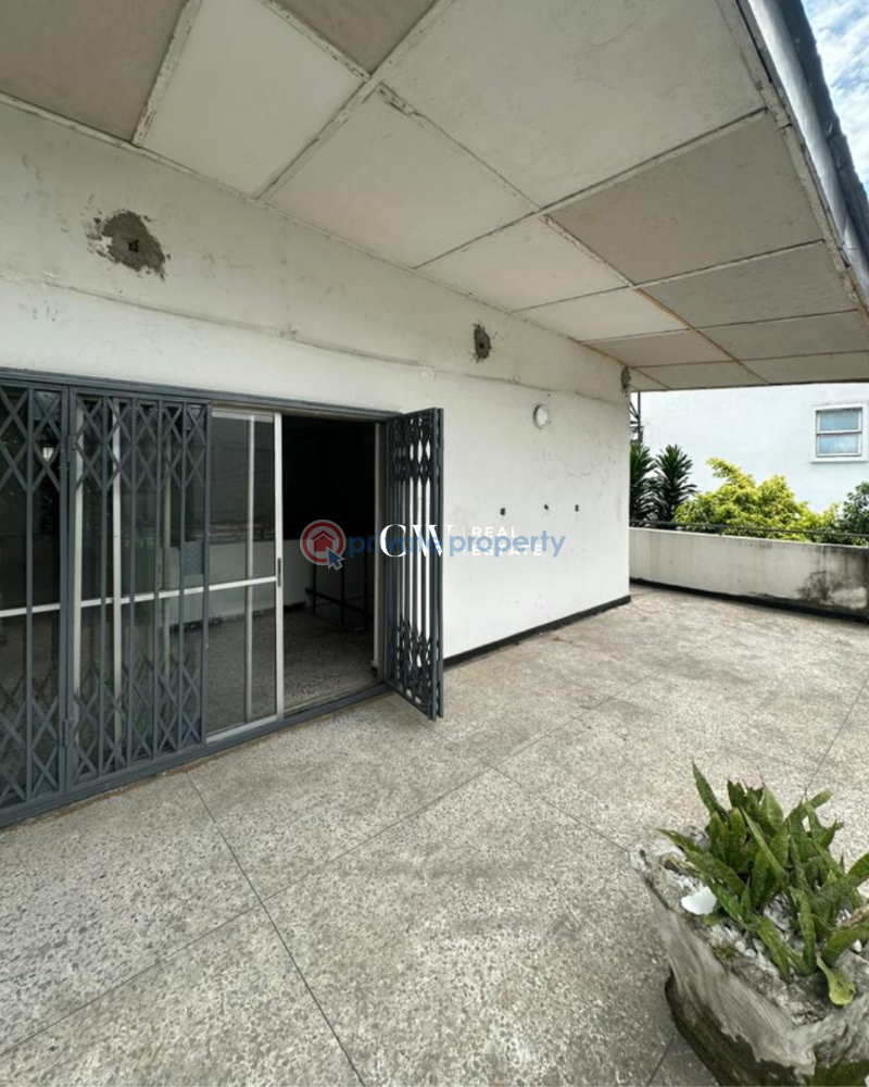 5 bedroom Commercial Property For Rent Victoria Island Lagos