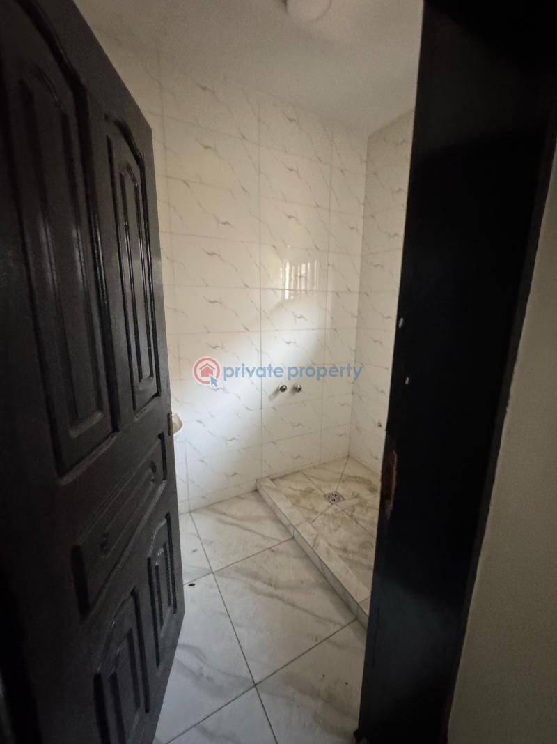 5 bedroom Commercial Property For Rent Lekki Phase 1 Lagos - 4