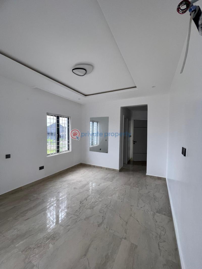 5 bedroom Detached Duplex For Sale Lekki Phase 1 Lagos - 3