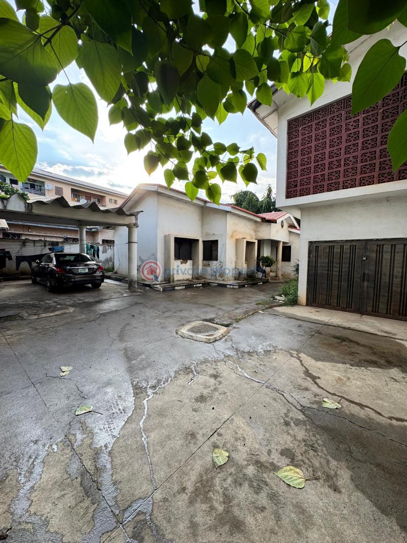 5 bedroom House For Sale Wuye Abuja Phase 2  - 5