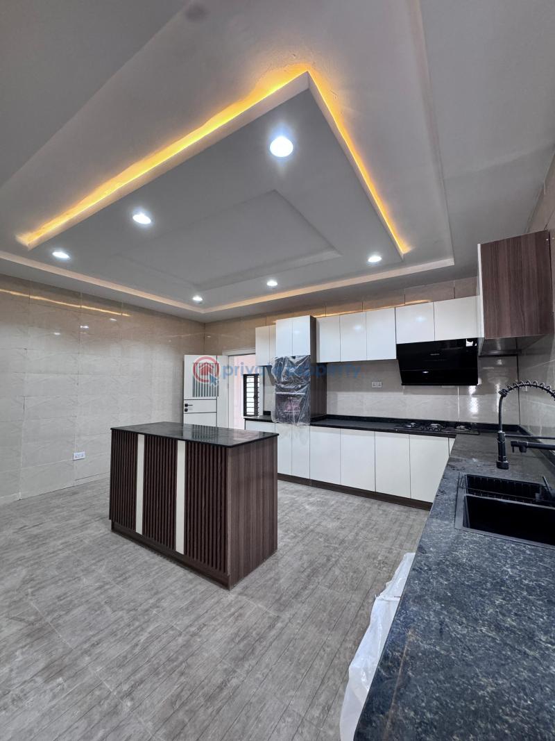 5 bedroom Detached Duplex For Sale Galadimawa Abuja Phase 3  - 2