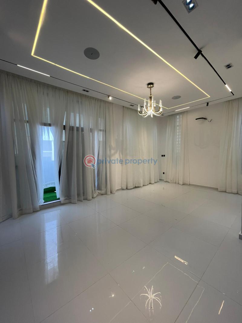 5 bedroom Detached Duplex For Sale Chevron Drive Lekki Lagos - 3