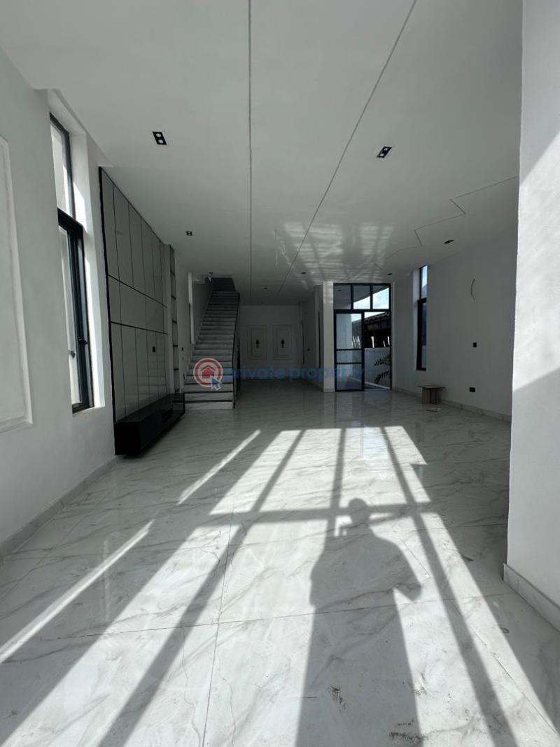 5 bedroom Detached Duplex For Sale Chevron Drive Lekki Lagos - 1