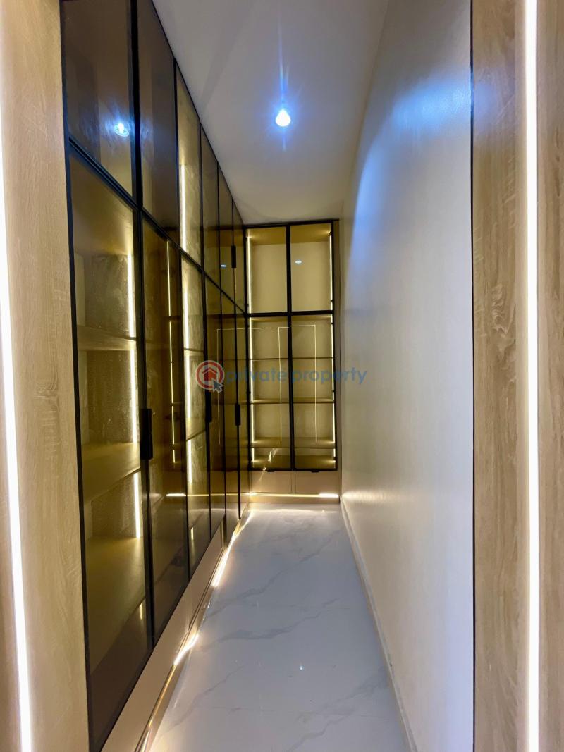 5 bedroom House For Sale Lekki Lagos - 15