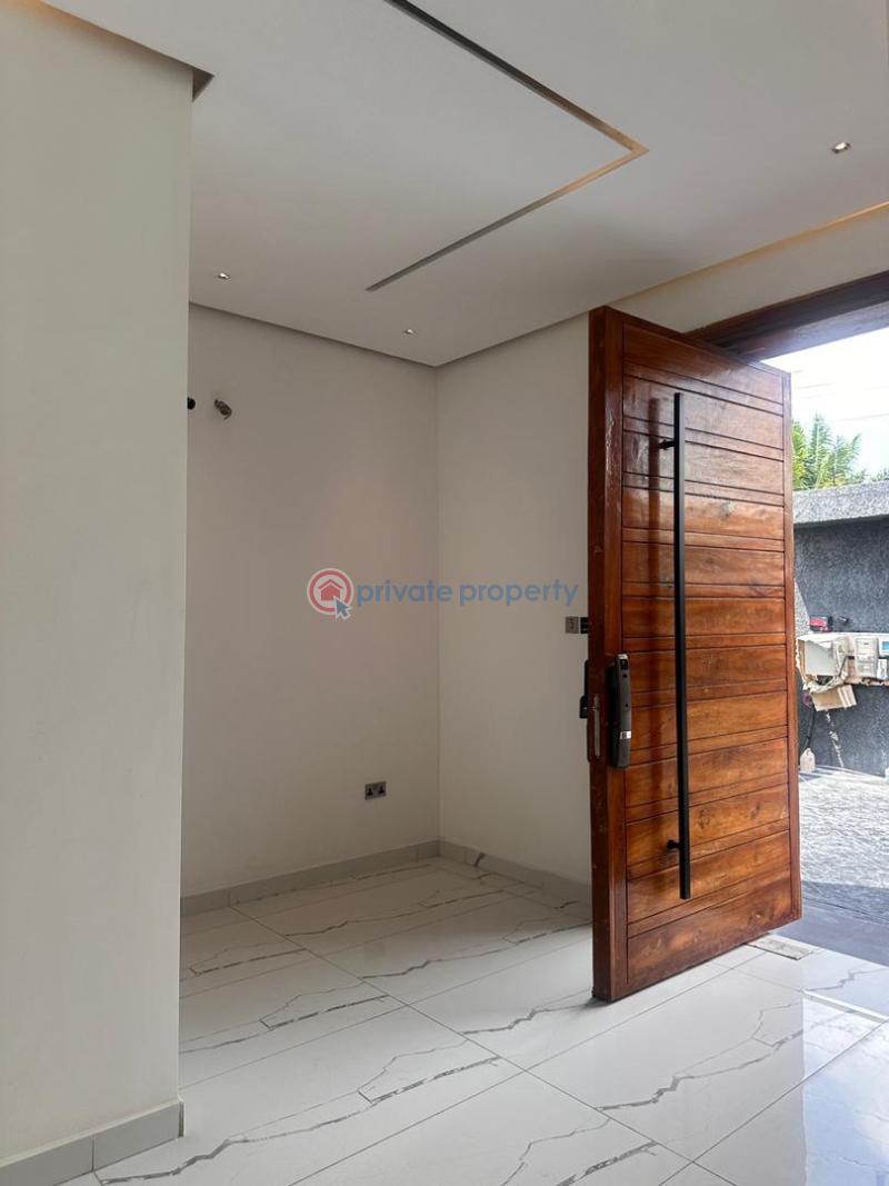 5 bedroom Detached Duplex For Sale Lekki Phase 1 Lagos - 3