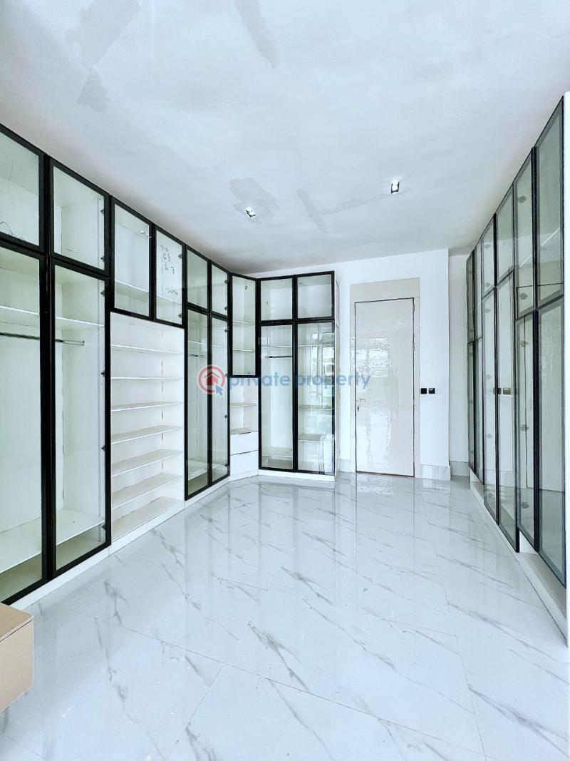 5 bedroom Detached Duplex For Sale Chevron Drive Lekki Lagos - 15