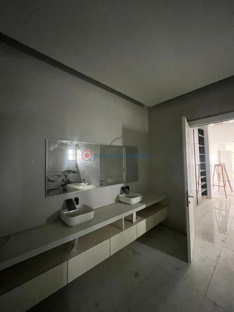 5 bedroom Detached Duplex For Sale Guzape Abuja Phase 1  - 6