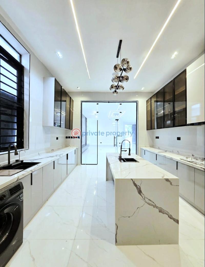 5 bedroom Detached Duplex For Sale Chevron Drive Lekki Lagos - 11