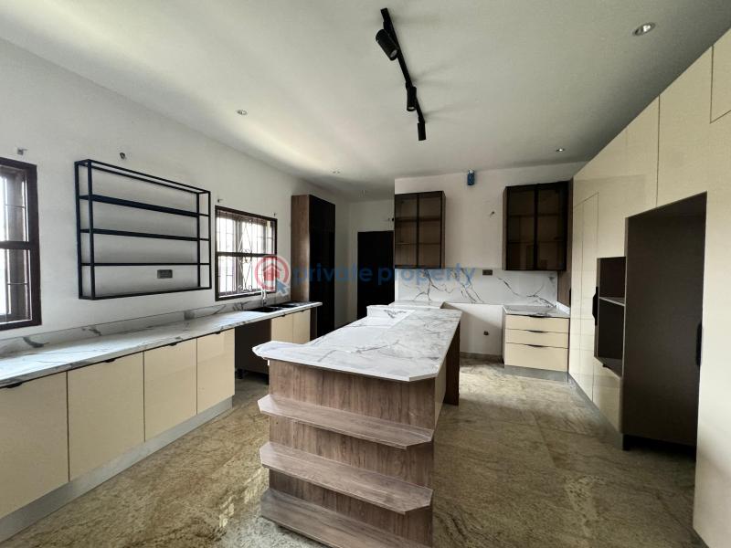 5 bedroom Detached Duplex For Sale Jahi Abuja Phase 2  - 2