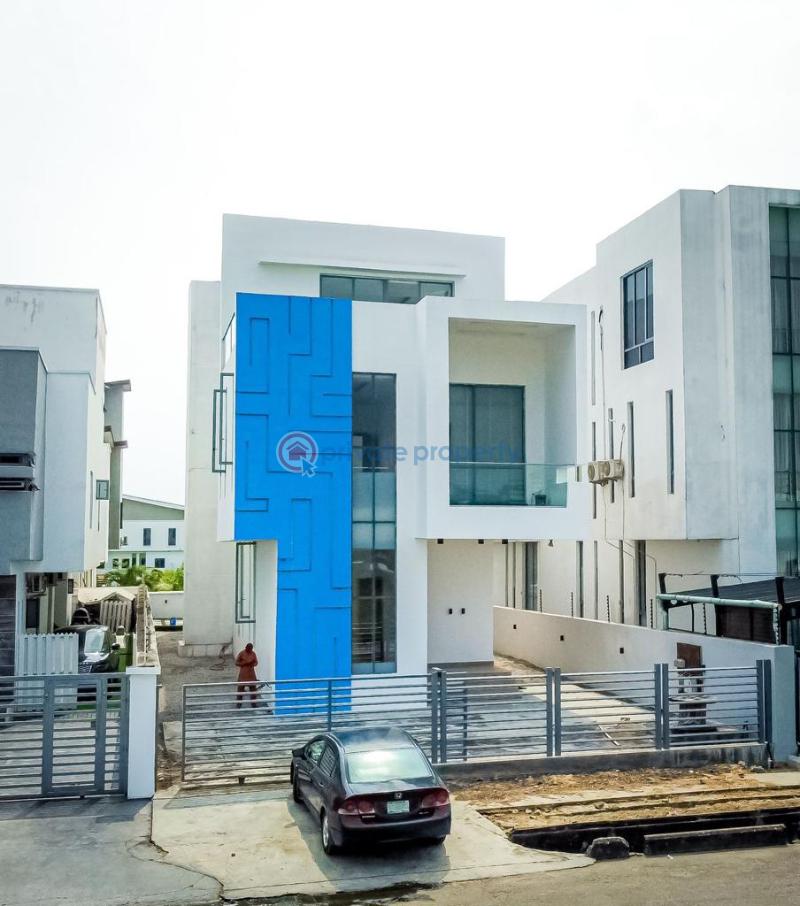 For sale 5 bedroom Duplex Pinnock Beach Estate Osapa Lekki Lagos (PID