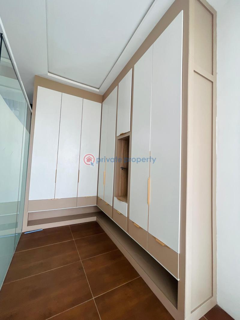 5 bedroom Detached Duplex For Sale Osapa Lekki Lagos - 5