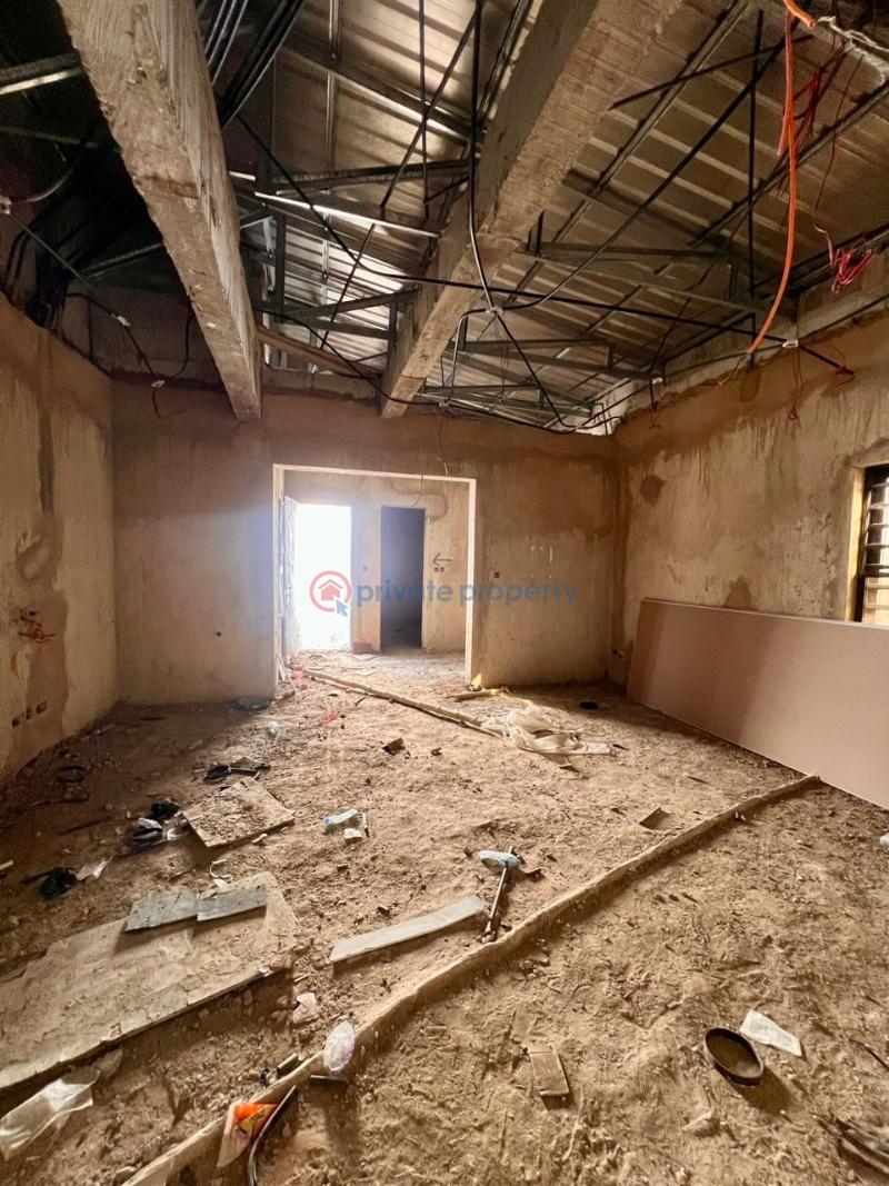 5 bedroom Duplex For Sale Guzape Abuja Phase 1  - 2