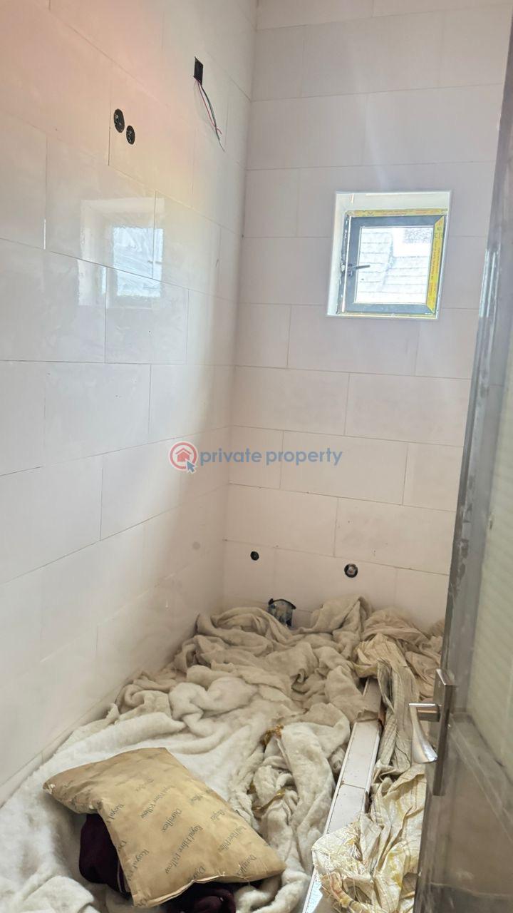 5 bedroom House For Sale Gaduwa Abuja Phase 2  - 5