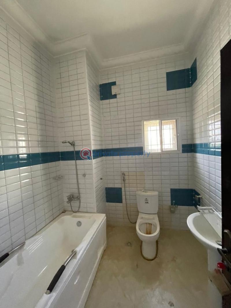 5 bedroom Detached Duplex For Sale Galadimawa Abuja Phase 3  - 4