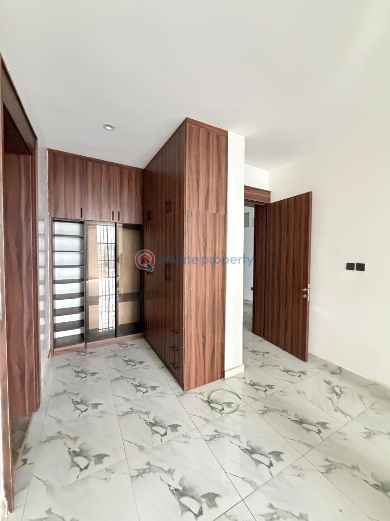 5 bedroom Detached Duplex For Sale Apo Resettlement Apo Abuja Phase 2  - 2