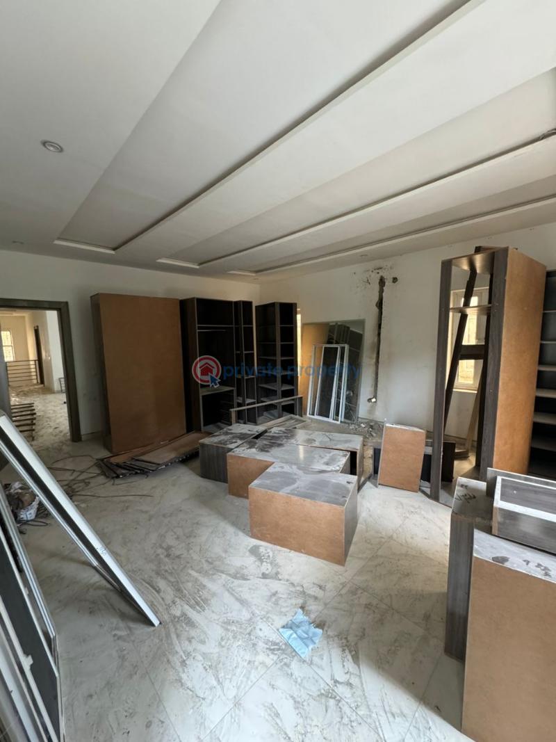 5 bedroom Detached Duplex For Sale Guzape Abuja Phase 1  - 4