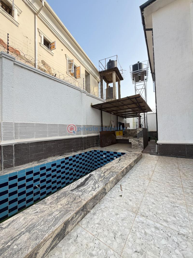 5 bedroom Detached Duplex For Sale Apo Resettlement Apo Abuja Phase 2  - 3