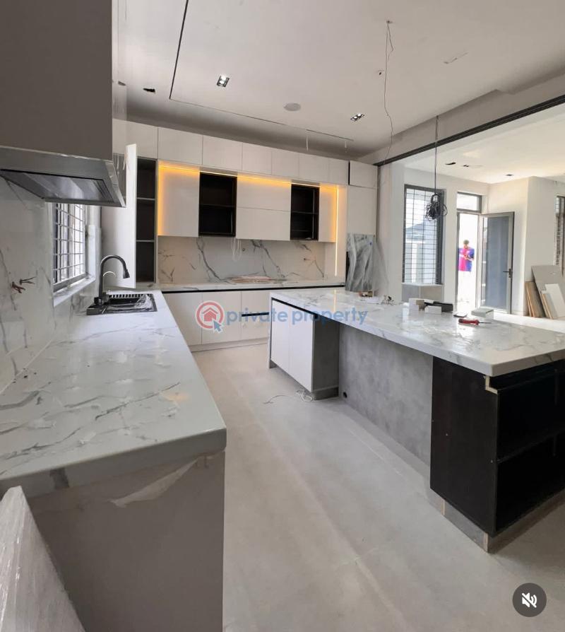 5 bedroom Detached Duplex For Sale Lekki Phase 1 Lagos - 13