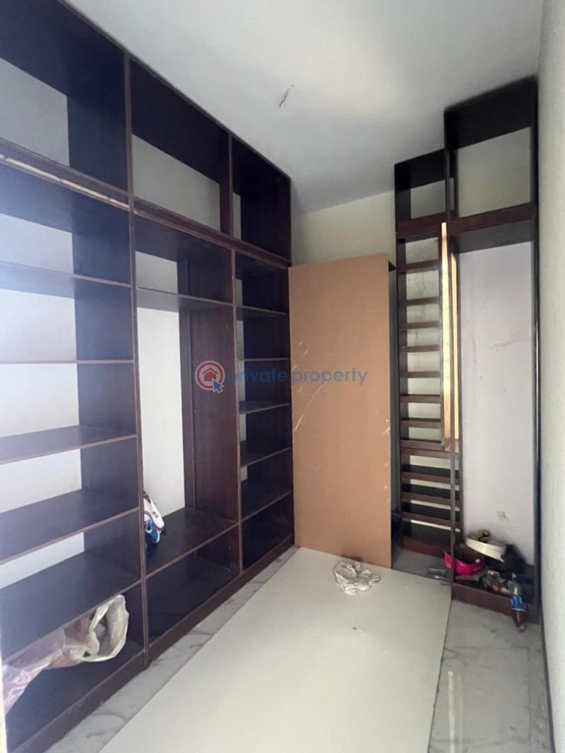 5 bedroom Detached Duplex For Sale Omole Phase 1 Market Lagos Omole Phase 1 Ojodu Lagos - 5