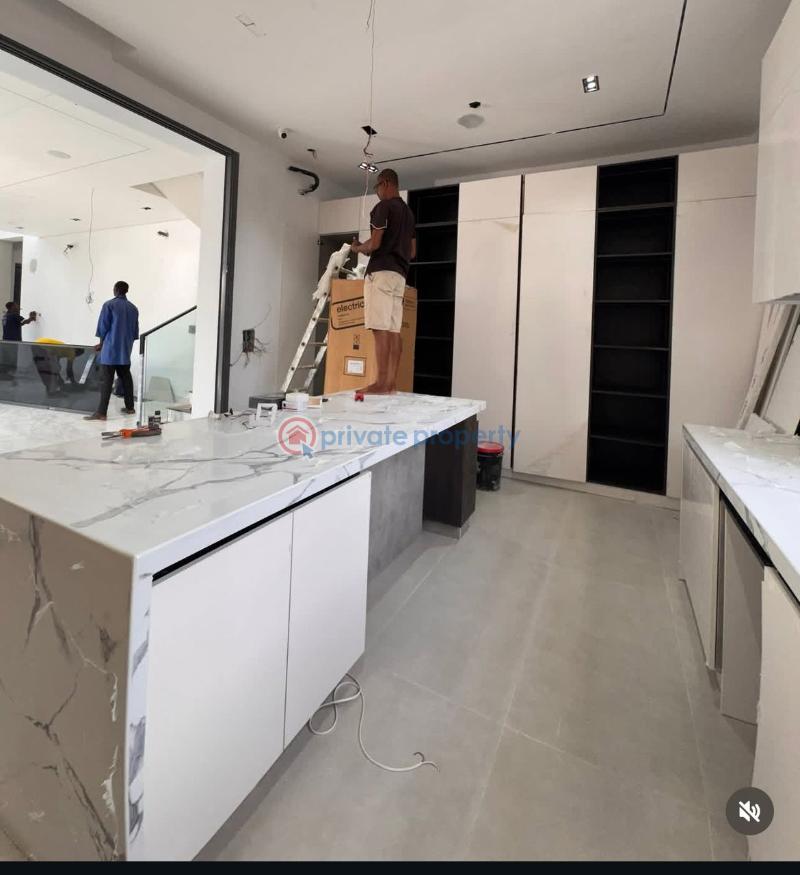 5 bedroom Detached Duplex For Sale Lekki Phase 1 Lagos - 11