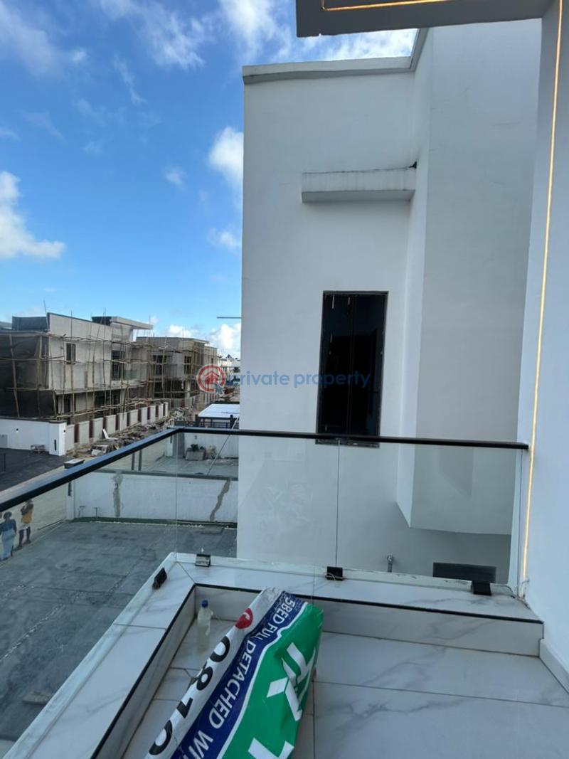 5-bedroom detached duplex - 8 5 bedroom Detached Duplex For Sale Chevron Lekki Lagos - 8