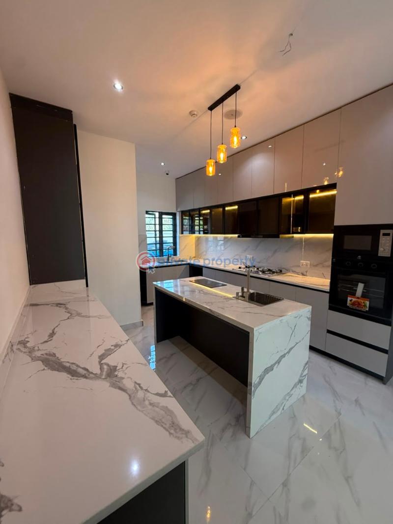 5 bedroom Detached Duplex For Sale Ikota Lekki Lagos - 3