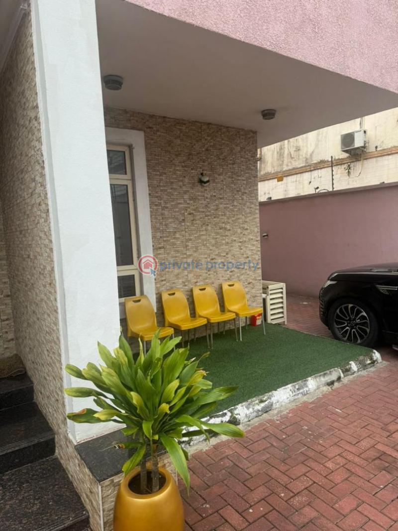 5 bedroom Detached Duplex For Sale Central Residents Lekki Phase 1 Lagos - 2