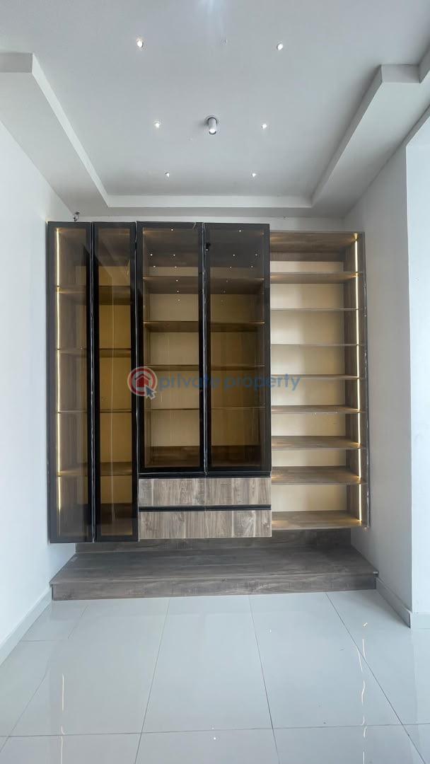 5 bedroom Detached Duplex For Sale Chevron Drive Lekki Lagos - 10