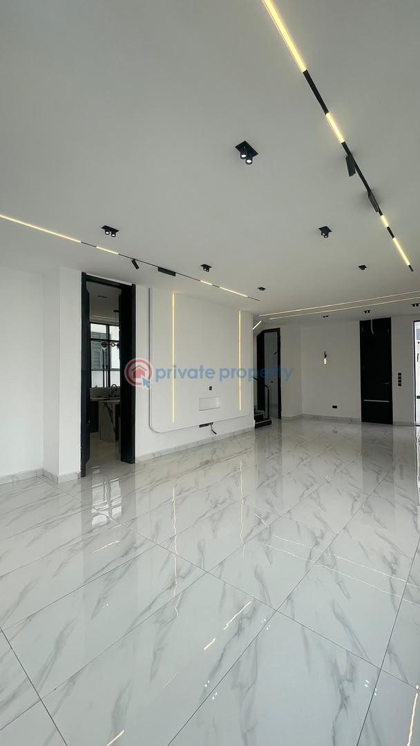 5 bedroom Detached Duplex For Sale Chevron Drive Lekki Lagos - 9