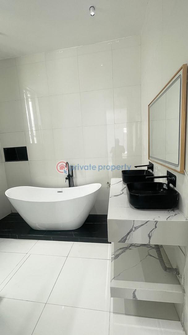 5 bedroom Detached Duplex For Sale Chevron Drive Lekki Lagos - 12