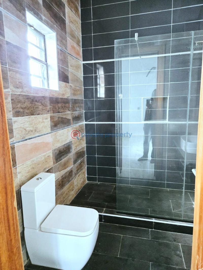 5 bedroom Detached Duplex For Sale Ikota Lekki Lagos - 4