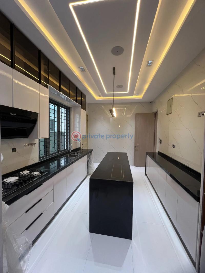 5 bedroom Detached Duplex For Sale Off Freedom Way, Lekki Phase 1 Lagos - 6