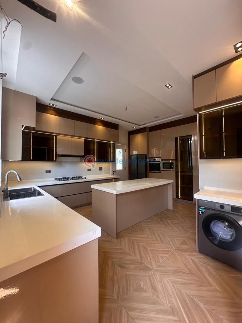 5 bedroom Detached Duplex For Sale Lekki Phase 1 Lagos - 2