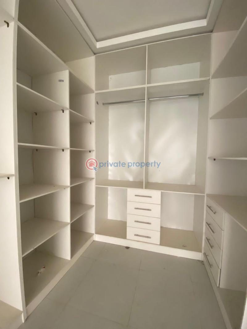 4 bedroom Detached Duplex For Sale Number 31, Beside Oba Elegushi Palace, Off Freedom Way Lekki Phase 1 Lagos - 3