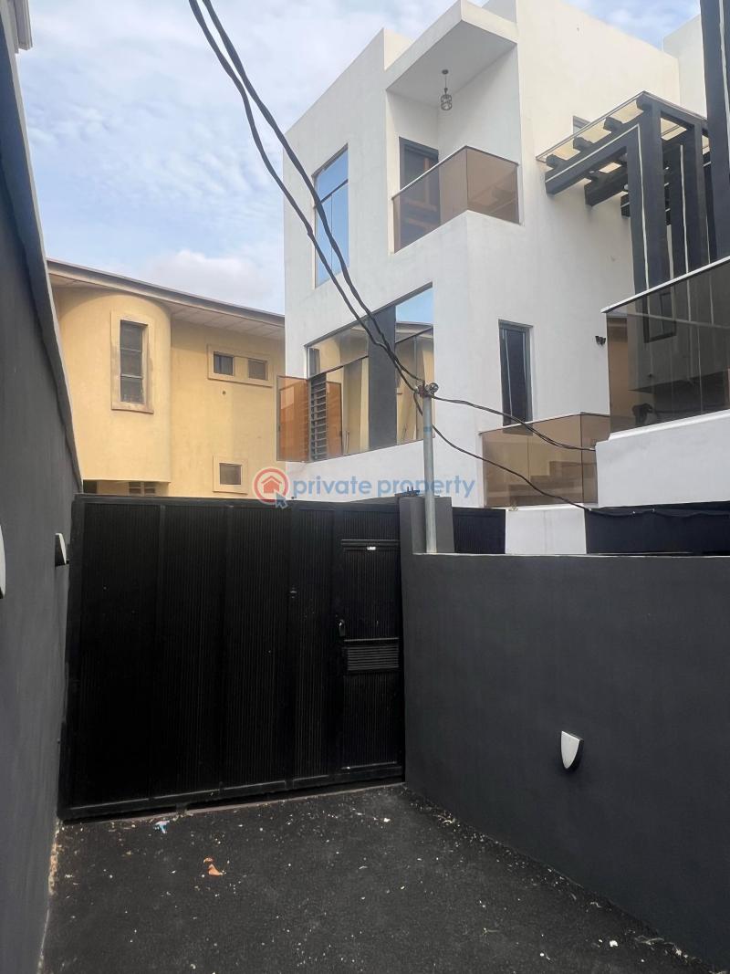 5 bedroom Detached Duplex For Sale Omole Phase 1 Lagos Lekki Phase 1 Lagos - 0