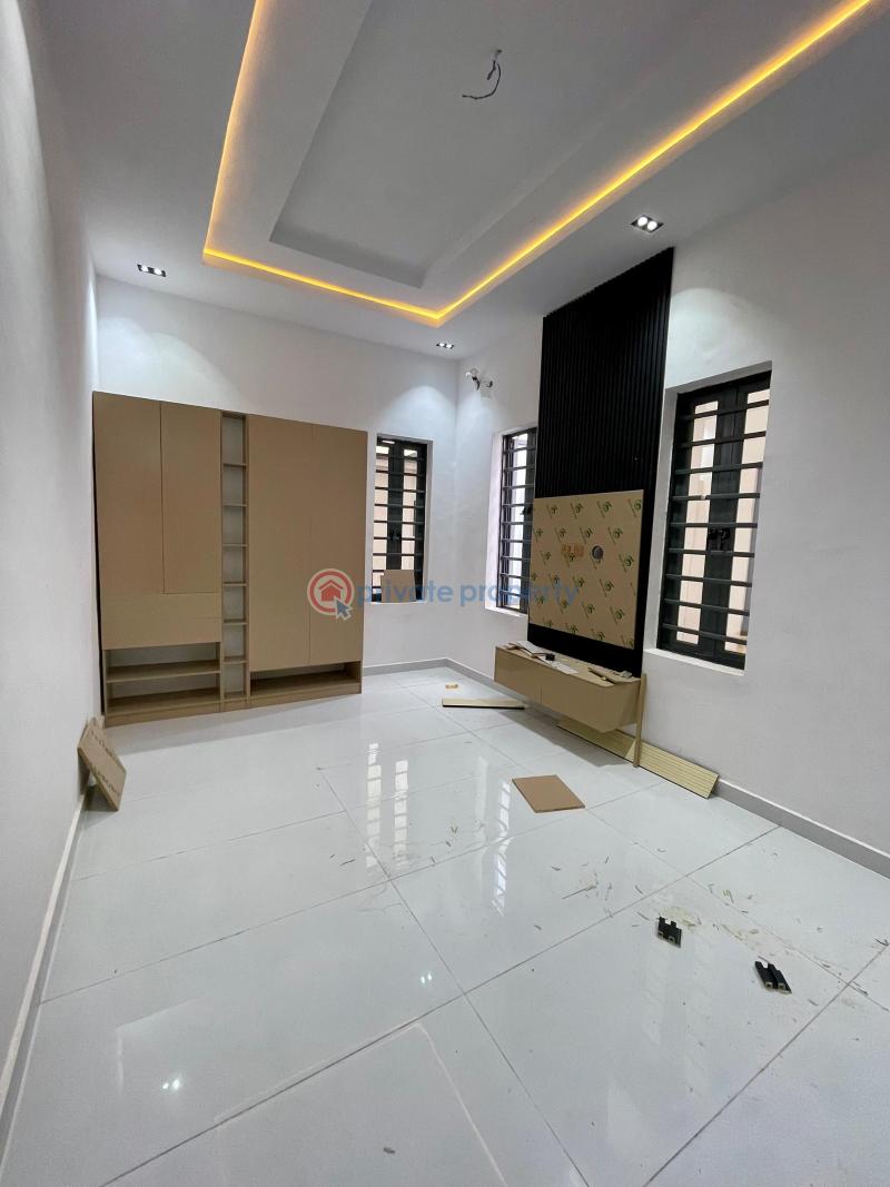 5 bedroom Detached Duplex For Sale Monastery Road Sangotedo Lagos - 7