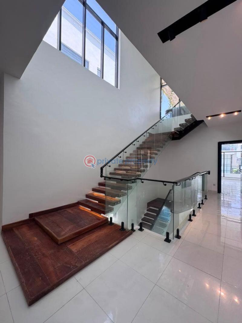 5 bedroom Detached Duplex For Sale Chevron Drive Lekki Lagos - 9