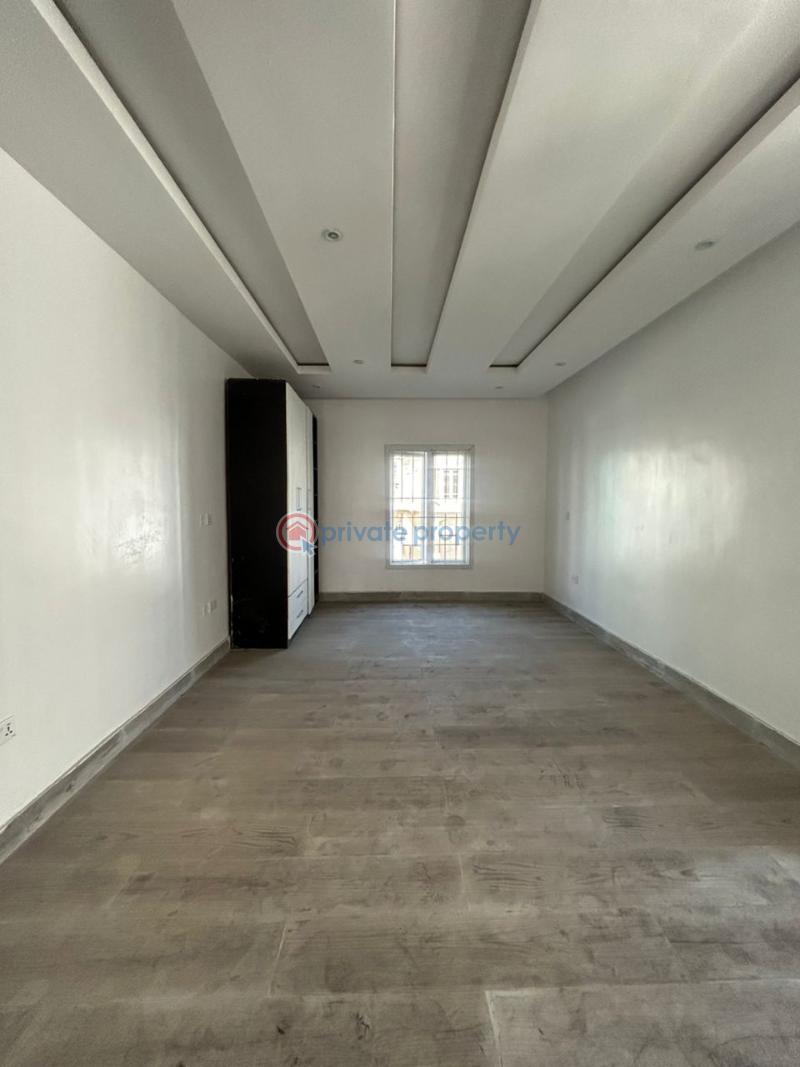 5 bedroom Detached Duplex For Sale Chevron Drive Lekki Lagos - 1