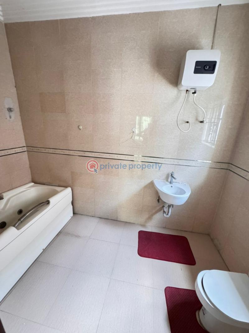 5 bedroom Detached Duplex For Sale Chevron Drive Lekki Lagos - 4