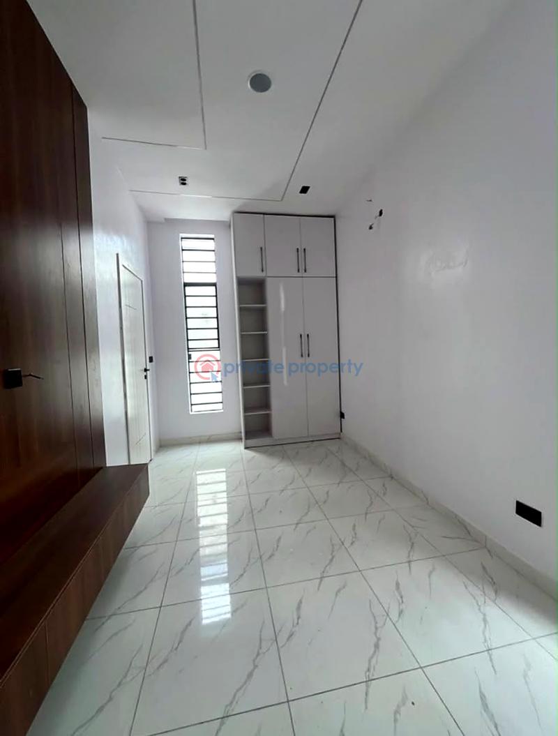5 bedroom House For Sale Lekki Lagos - 6