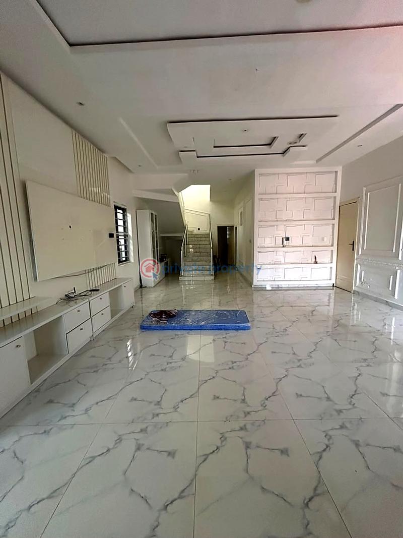 5 bedroom House For Rent Chevron Drive Lekki Lagos - 1