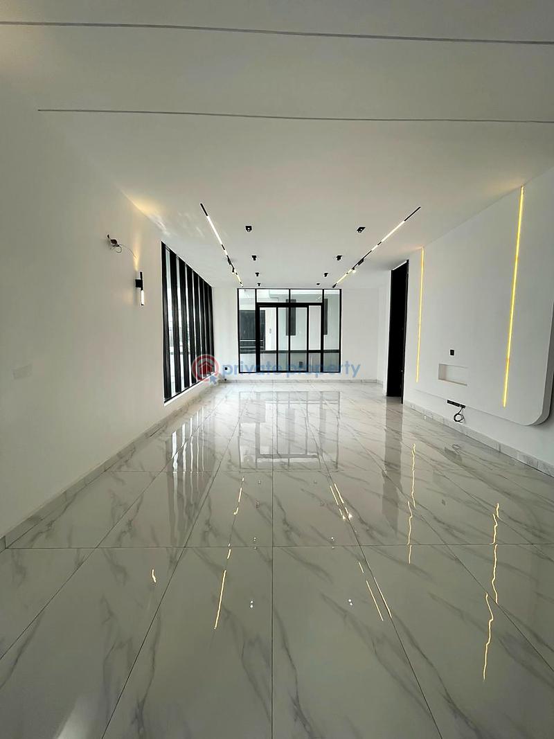 5 bedroom House For Sale Lekki Lagos - 2