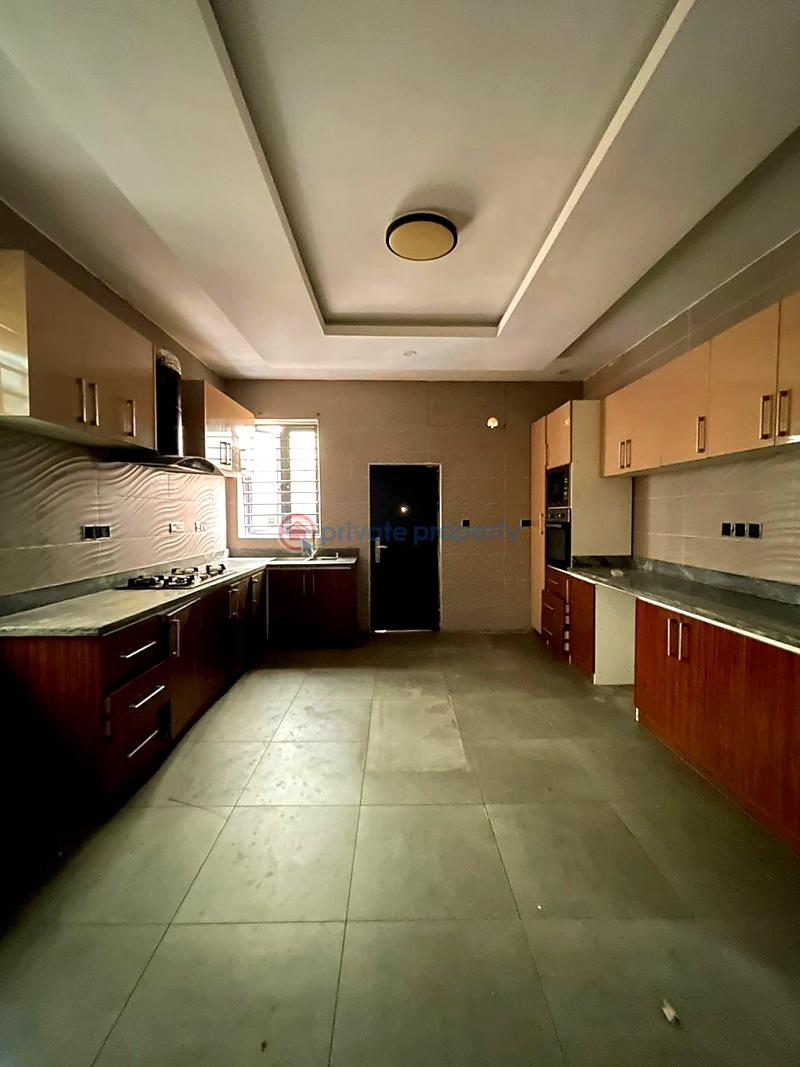 5 bedroom House For Rent Lekki Lagos - 2