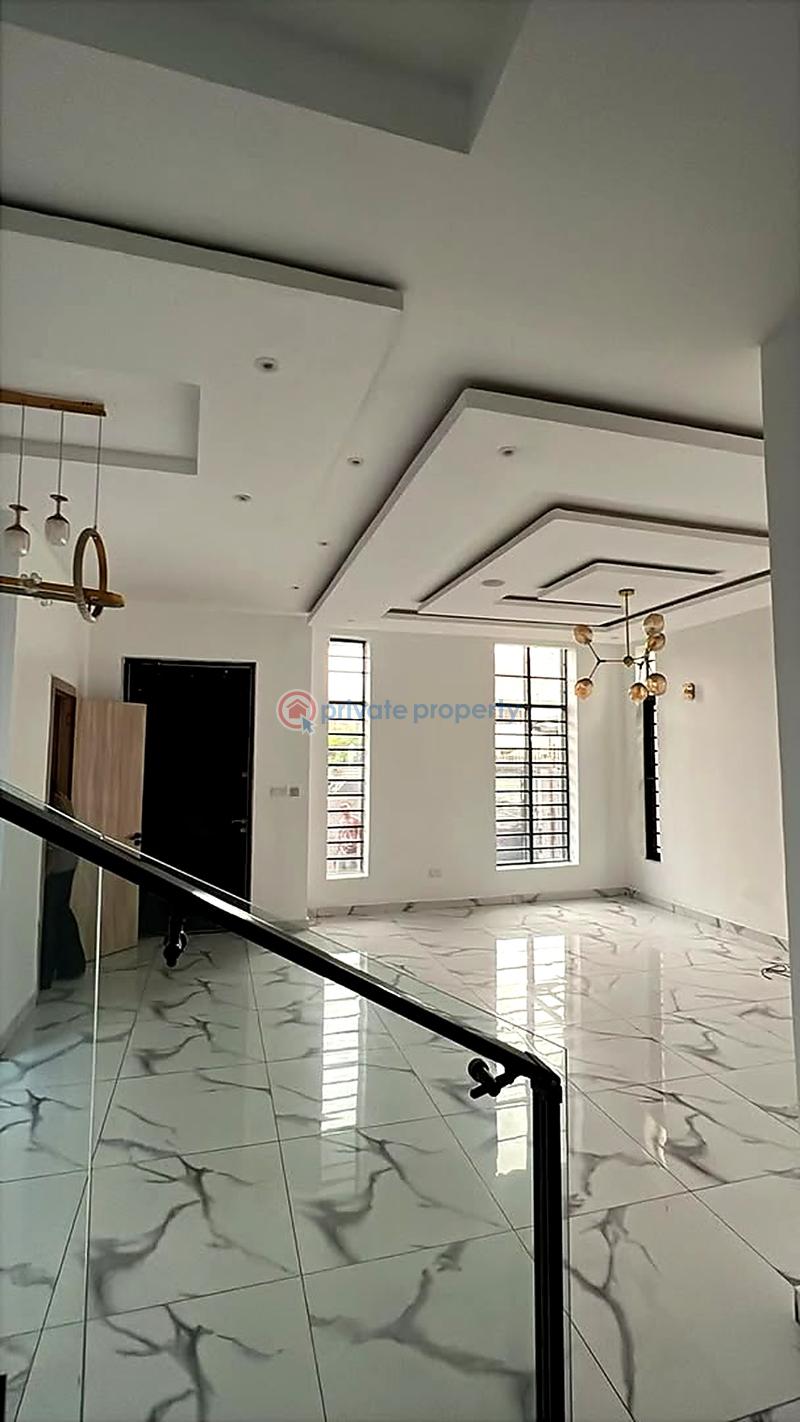 5 bedroom House For Rent Lekki Lagos - 2