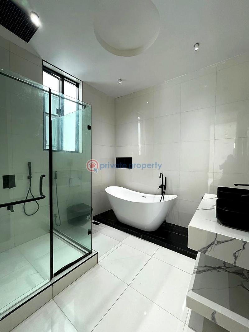 5 bedroom House For Sale Lekki Lagos - 7
