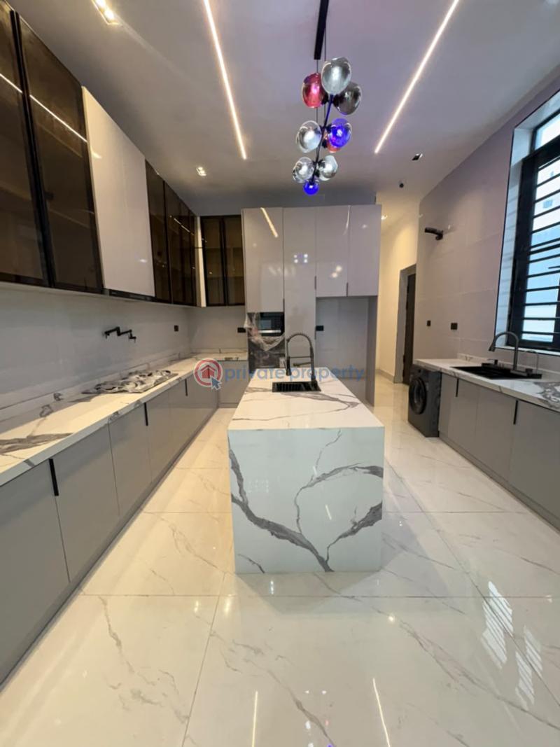 5 bedroom Detached Duplex For Sale Chevron Drive Lekki Lagos - 1